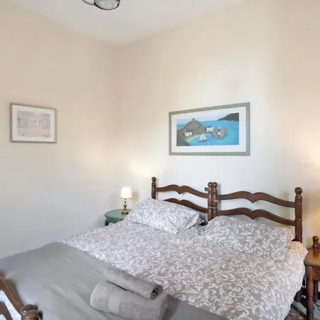 Villa Torre Alpicella - *