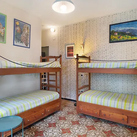 Villa Torre Alpicella - *